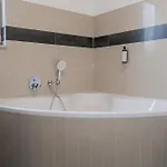 Moderne Stadtnah -junik Apartamento Duisburg