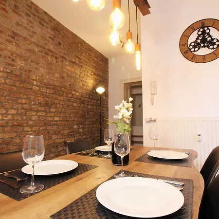 Moderne Stadtnah -junik Apartamento *