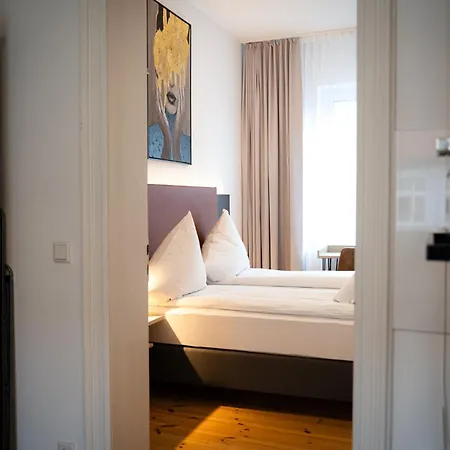 Moderne Stadtnah -junik Apartamento