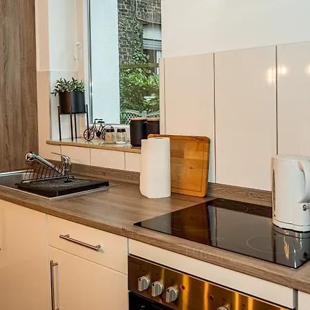 Moderne Stadtnah -junik Apartamento Duisburg