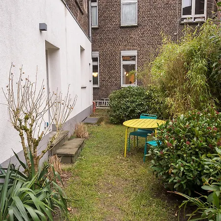 Moderne Stadtnah -junik Apartamento *